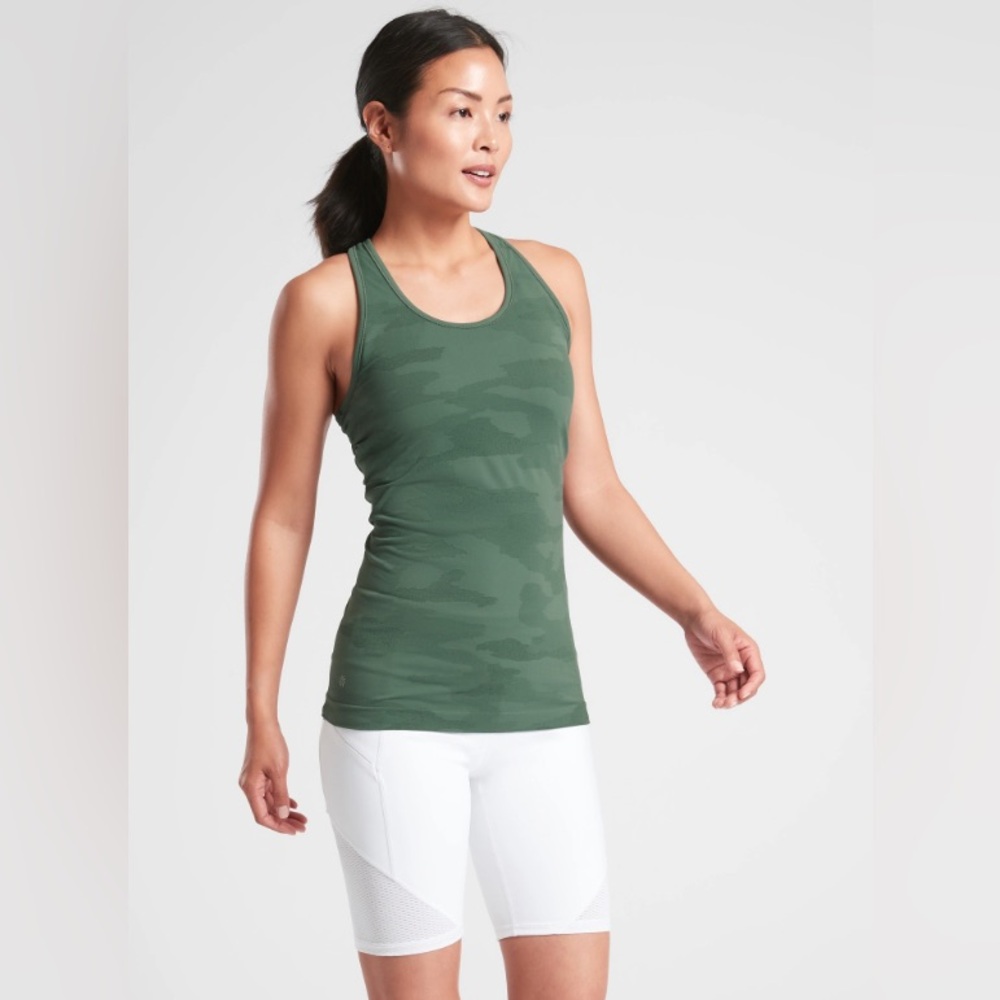 *Sold* Athleta Speedlight Seamless Camo Tank